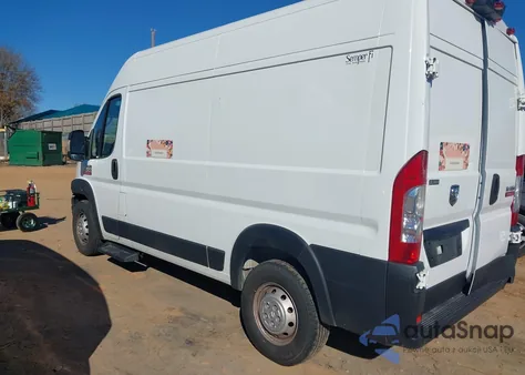 2020 Ram Promaster 1500 High Roof 136 Wb z USA, uszkodzony, nr VIN 3C6TRVBG6LE127235